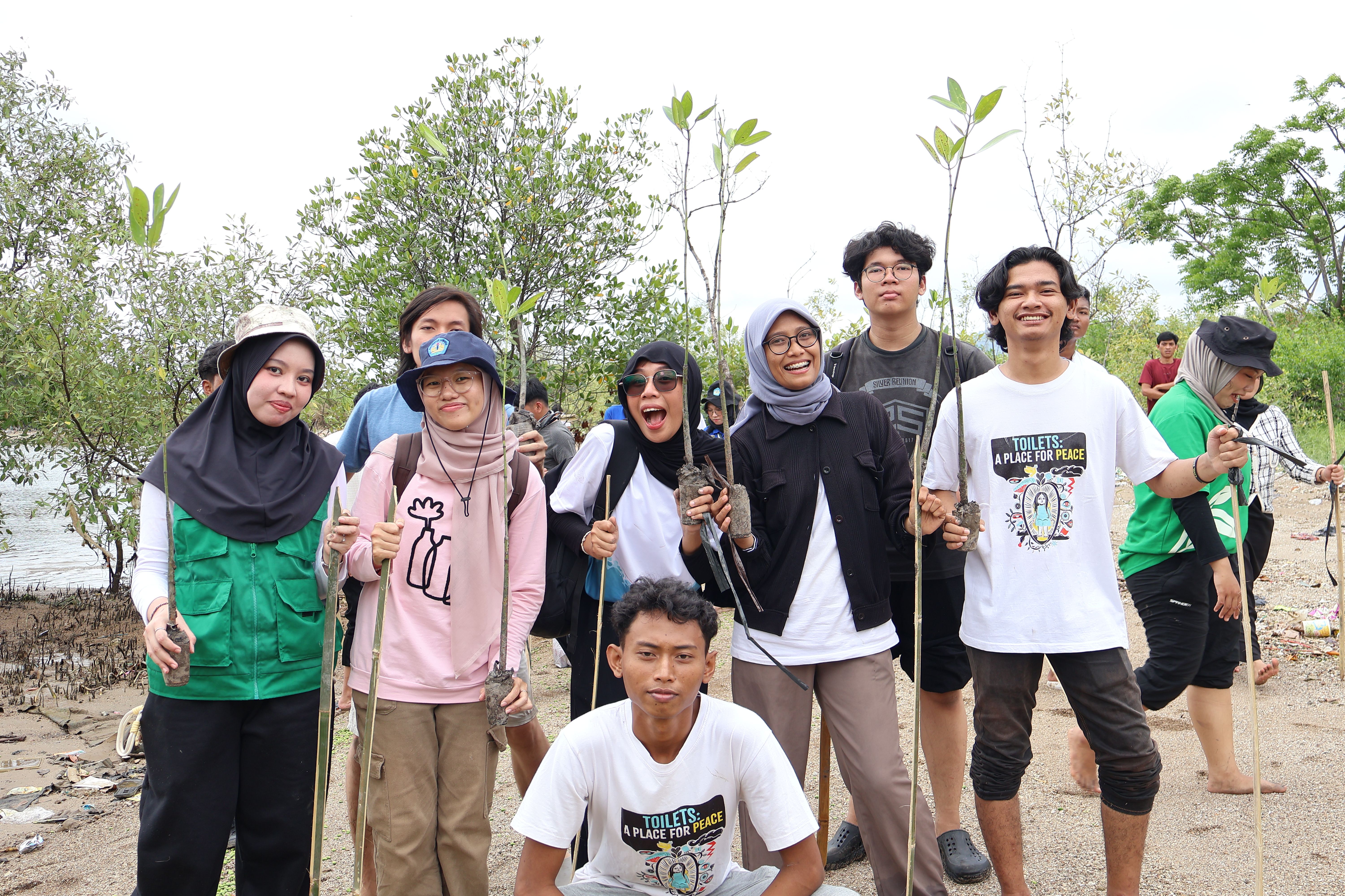Mangrove Plantation (in collaboration with IYA ChildFund International in Indonesia) Gallery